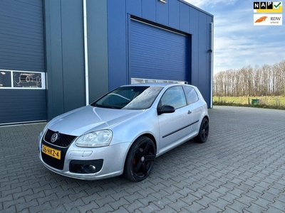 Volkswagen Golf 1.6 FSI Comfortl Business Airco Cruise controle!!!