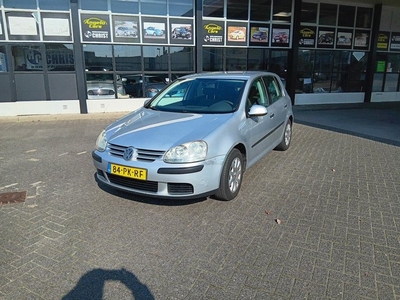 Volkswagen Golf 1.6 FSI Comfortline