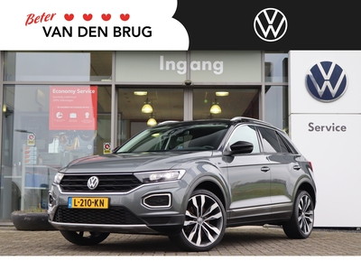 VOLKSWAGEN T-ROC 1.5 TSI 150pk Style | Panoramadak | Navigatie | Keyless | Stoelverwarming | LED | PDC + Camera | Trekhaak | 19