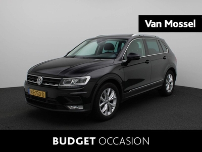 Volkswagen Tiguan 1.4 TSI ACT Comfortline Business 150 PK | Navigatie | Apple Carplay | Android Auto | Trekhaak | Elektrische Achterklep | Ergo-Active stoelen | Panoramadak | Stoelverwarming | Parkeersensoren | Climate Control | Budget |