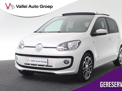 VOLKSWAGEN UP! 1.0 60PK high up! BlueMotion | Pano | Navi | Airco | Cruise | Fender sound | 16 inch