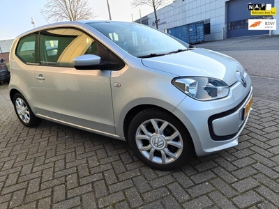 Volkswagen Up! 1.0 move up! BlueMotion Cruise control