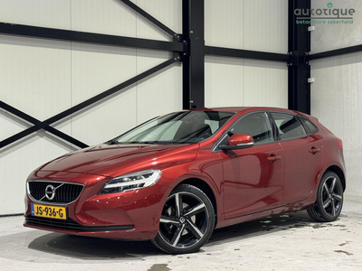 Volvo V40 2.0 T2 Momentum | navi | trekhaak | stoelverwarming | 73000km |