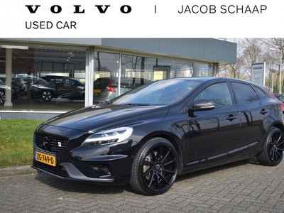 Volvo V40 D3 150PK Automaat Polar+ Sport | Trekhaak | H&K | Panoramadak | Stoelverwarming | Half leder | Camera |