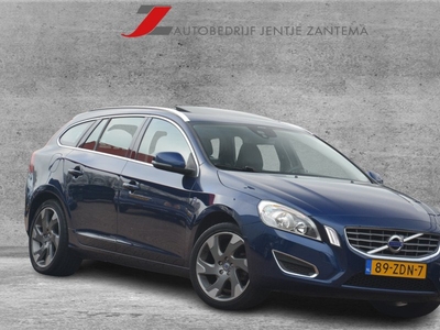 Volvo V60 1.6 T4 Ocean Race | Navigatie | Leer | Schuif-kanteldak | Stoelverwarming | PDC | NL auto!! | Dealer onderhouden V60 T4 in de juiste uitvoering.