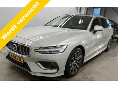 Volvo V60 2.0 T6 340 PK Twin Engine AWD Inscription Navi Pilot Assist ACC Nappa leer Trekhaak Bowers Wilkins Elek. stoelen Adaptive Led Koplampen Panoramadak 360 Camera Head Up Display Styling Kit Extra Getint Glas NL Auto BTW Plug in Hybride 1e Eigenaar