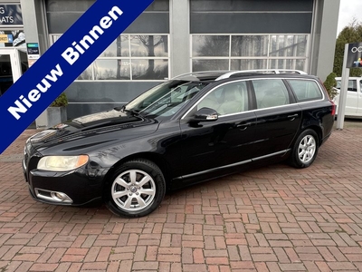 Volvo V70 2.4 D5 Summum 185PK Bj 2007 Automaat,Trekhaak,Navi,Cruise Apk 12-2024