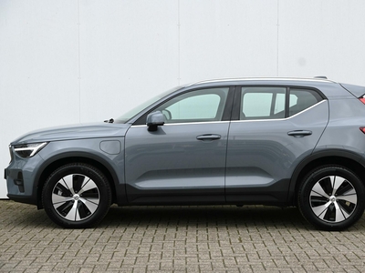 VOLVO XC40 T5 Recharge Plus Dark