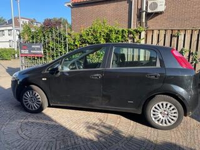 Fiat GRANDE PUNTO 1.4 Active zie info