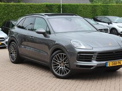 Porsche CAYENNE 3.0 / Trekhaak / Panoramadak / 360Camera / Luchtvering / Leder / 20''