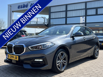 BMW 1-serie 118i Automaat Sportline Executive Edition Navi Live Cockpit Prof Carplay Dab Sportstoelen Clima + Cruise Control Parkeersensoren v+a Shadow Line 17 Inch Velgen NL Auto