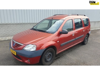 Dacia Logan MCV 1.6-16V Lauréate 7p.