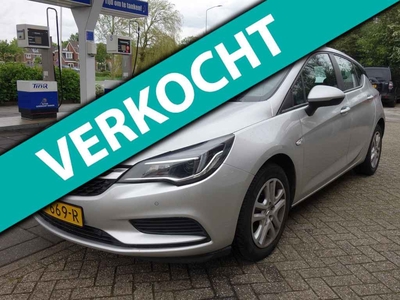 Opel Astra 1.0 Online Edition Parkeersensoren / Navi / Camera