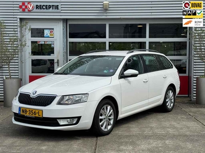 Skoda Octavia Combi 1.0 TSI Greentech Ambition Business / Navi / Dab / Pdc / Trekhaak