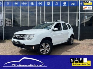 Dacia Duster 1.6 SCe 4x2 **Leer + Trekh + PDC**