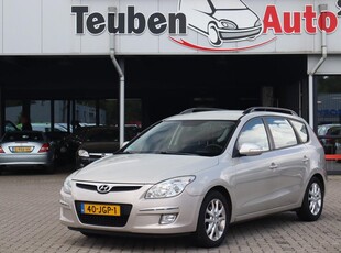 Hyundai i30 CW 1.6 CRDi Style Trekhaak, Climate control, Elektrische ramen