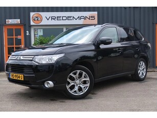 Mitsubishi Outlander GRIJSKENTEKEN 4WD (bj 2014)