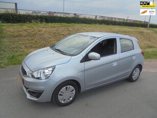 Mitsubishi Space Star Mitsubishi space star 1.0 benzine met airco 59 000km eerste eigenaar