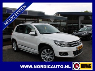 Volkswagen Tiguan 2.0 TSI SPORT & STYLE 4 MOTION AUTOMAAT PANORAMADAK- NAVIGATIE- LEDER- SIDE SKIRTS