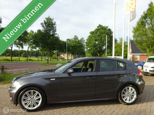 BMW 1-serie 118i Executive 5DRS, Airco|Cruise|Dakje|Sport!