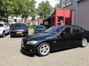 BMW 3-serie 318i Business Line Leder, Navigatie professional