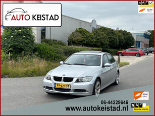 BMW 3-serie 318i EXECUTIVE SCHUIFDAK/NAVIGATIE/STOELVERWARMING! VELE OPTIES!