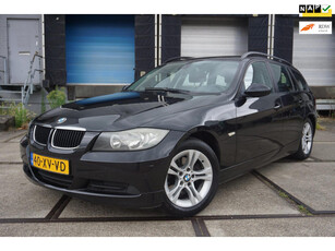 BMW 3-serie Touring 318d High Executive