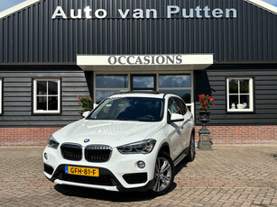 BMW X1 XDrive20i High Executive / Panoramadak / Automaat / Navigatie / Cruise control / Stoelverwarming /