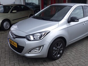 Hyundai I20 1.2 86PK 5deurs GO! AIRCO/BLuethooth/Cruise/controle