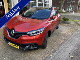 Kadjar 1.2 TCe Bose NAVIGATIE CAMERA GLAZENDAK AUT.INPARKEREN TREKHAAK PARKLINE CONTR.