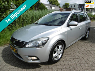 Kia Cee'd Sporty Wagon 1.4 CVVT Navi Clima Trekhaak 1200kg 1e eigenaar