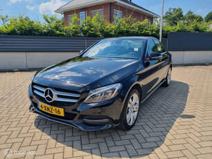 Mercedes C-klasse 180 Edition W205 zwart ( nieuwe Motor )