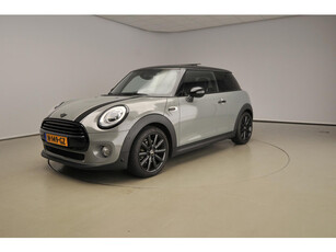 Mini Mini 1.5 Cooper Chili Serious Business | Automaat | Panoramadak | Navigatie | Sportstoelen | Parkeersensoren voor + achter | LED | Alu velgen 17