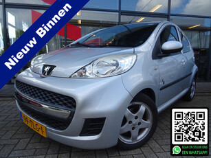 Peugeot 107 1.0-12V Black & Silver / AIRCO / LICHTMETALEN WIELEN / VIERSEIZOENEN BANDEN