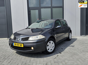 Renault Mégane 1.6-16V Business Line