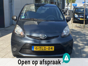 Toyota Aygo 1.0 VVT-i Now 5Drs - Navigatie - Apple CarPlay I Airco I Comfort pakket I Nwe APK