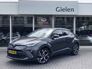 Toyota C-HR 2.0 Hybrid Style | Trekhaak, Dodehoekherkenning, Parkeersensoren, Navigatie, Stoel + Stuurverwarming