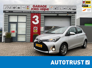 Toyota Yaris 1 Jaar Garantie 1.0 VVT-i 65.000km! Rijk uitgevoerd!