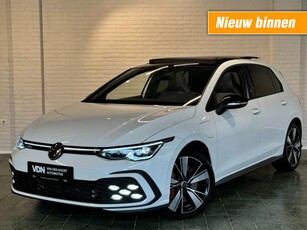 Volkswagen Golf 1.4 GTE Pano ACC Stoel- Stuurverwarming 18'' Sfeerv Lane Assist