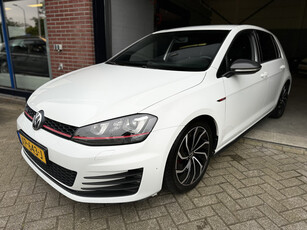 Volkswagen Golf 2.0 GTI 220 PK