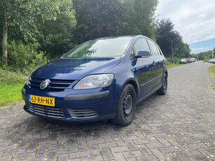 Volkswagen Golf Plus 1.6 FSI Turijn met nieuwe apk.