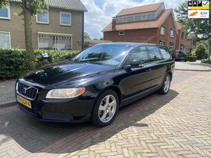 Volvo V70 2.0 Kinetic 2008 Youngtimer 202.000km LEES TEKST GOED!