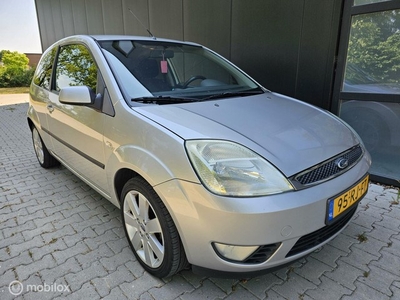 Ford Fiesta 1.3-8V Culture nieuwe APK...