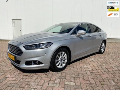 Ford Mondeo 1.5 Titanium*1jaar garantie* ECC Panoramadak