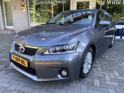 Lexus CT 200h F-Sport Line 53000 k.m.