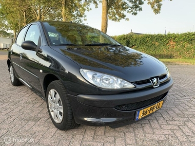 Peugeot 206 1.4 X-line