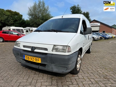 Peugeot Expert 220C 2.0 HDI 3 persoon trekhaak .