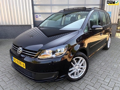 Volkswagen Touran 1.2 TSI I PANORAMADAK I NIEUWE KETTING I