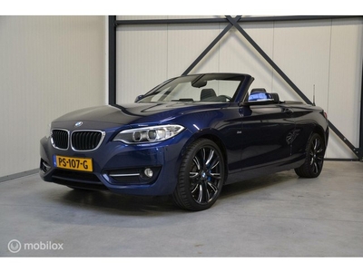 BMW 2-serie Cabrio 218i Sportline, 18 inch, Leder, stoelverw