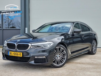 BMW 5-serie 520i High Executive M Sport AUT DEALER DAKOTA